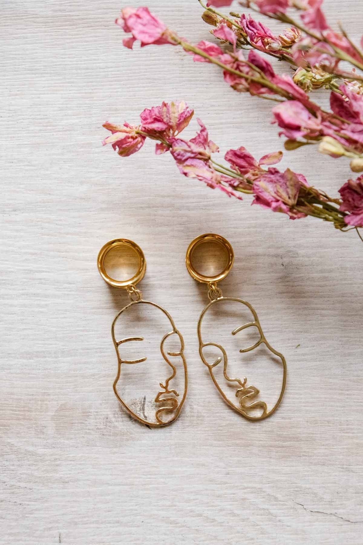 Flesh Tunnels "Sleepy face"