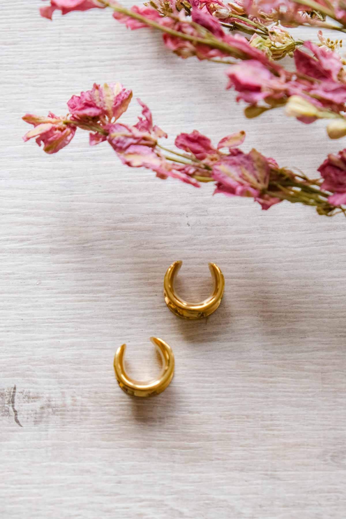 Ear Saddles "Halfmoon"